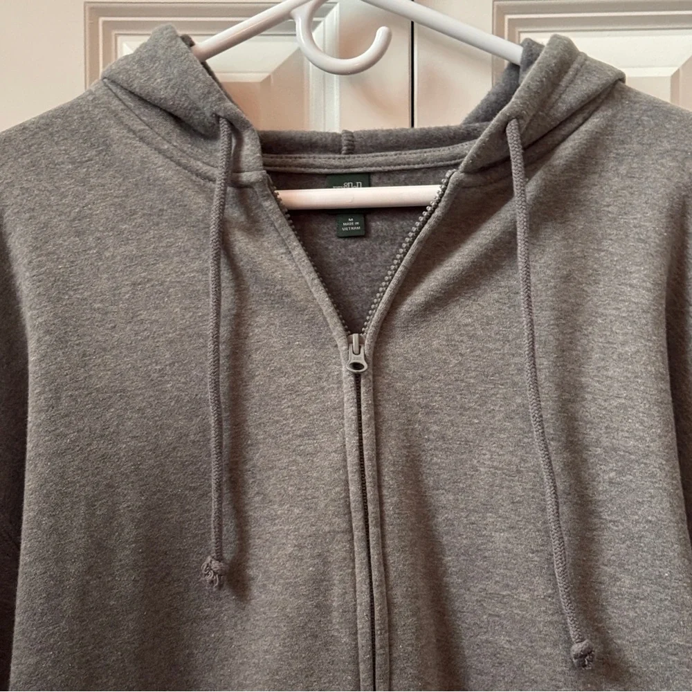 Wild Fable Oversized Soft Grey Zip-Up Hoodie - Picture 4 of 4